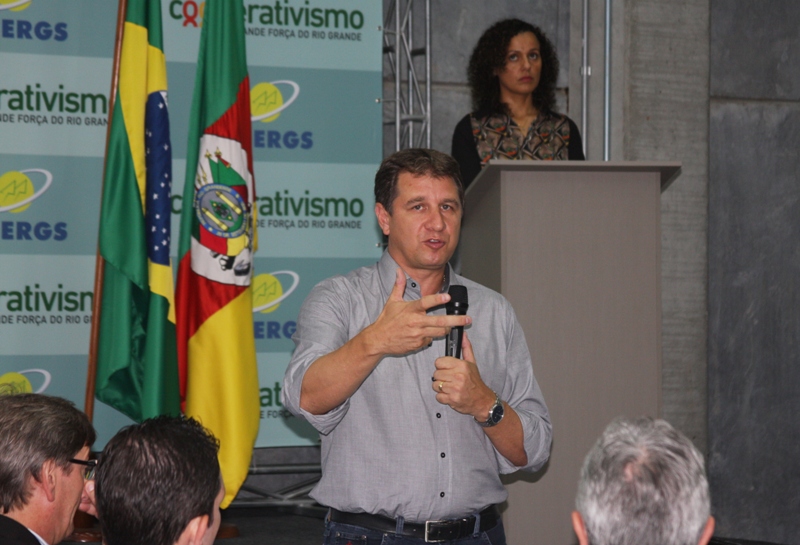 O secretário da agricultura valorizou a ação do Provarroz O secretário da agricultura valorizou a ação do Provarroz